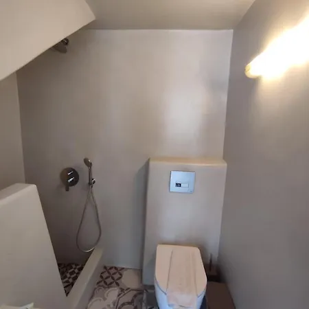 Apartamento Exo Katikies- Urban Fira (Santorini)